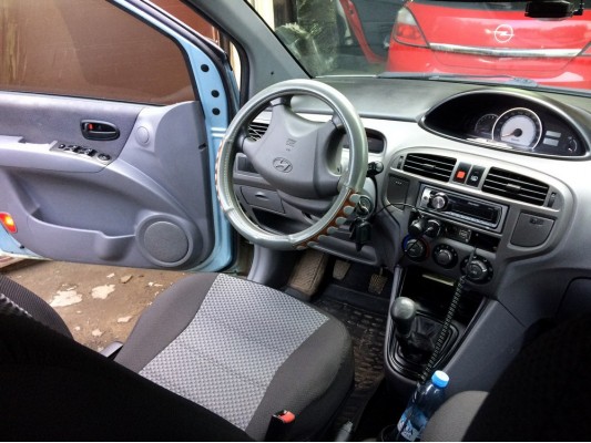 Авточехлы на Hyundai Matrix