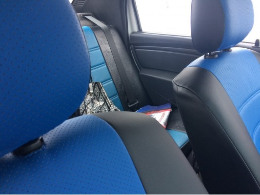 Авточехлы на Renault Logan